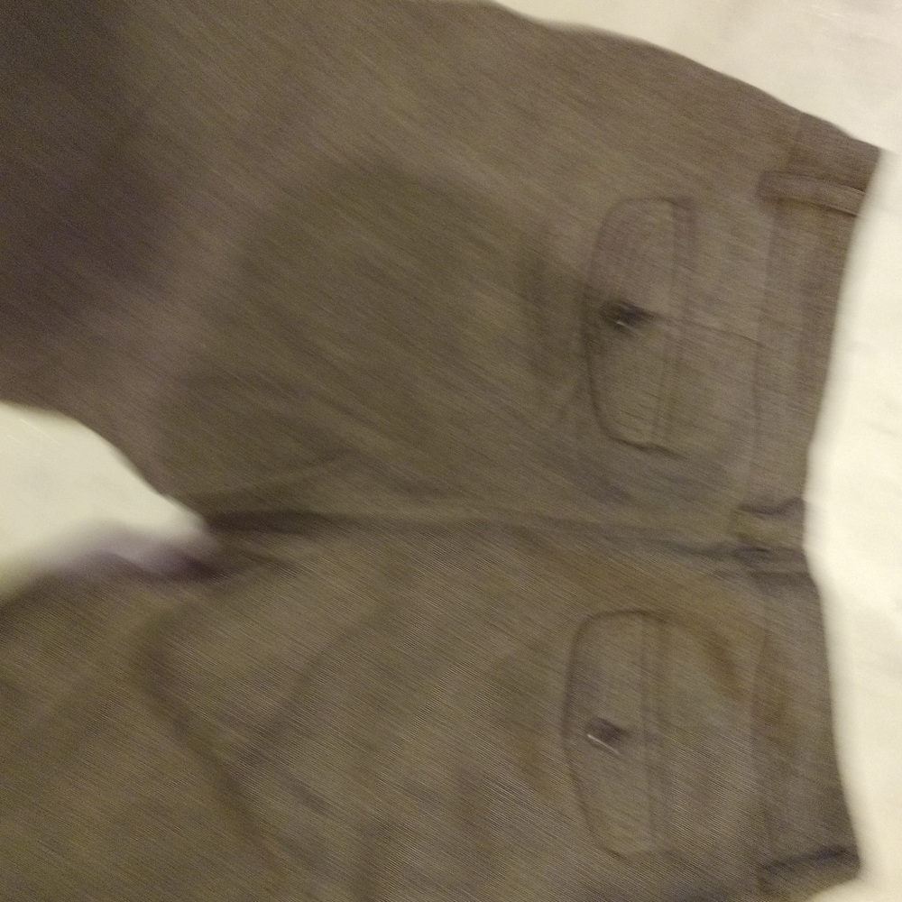 Capris - Picture 4 of 4